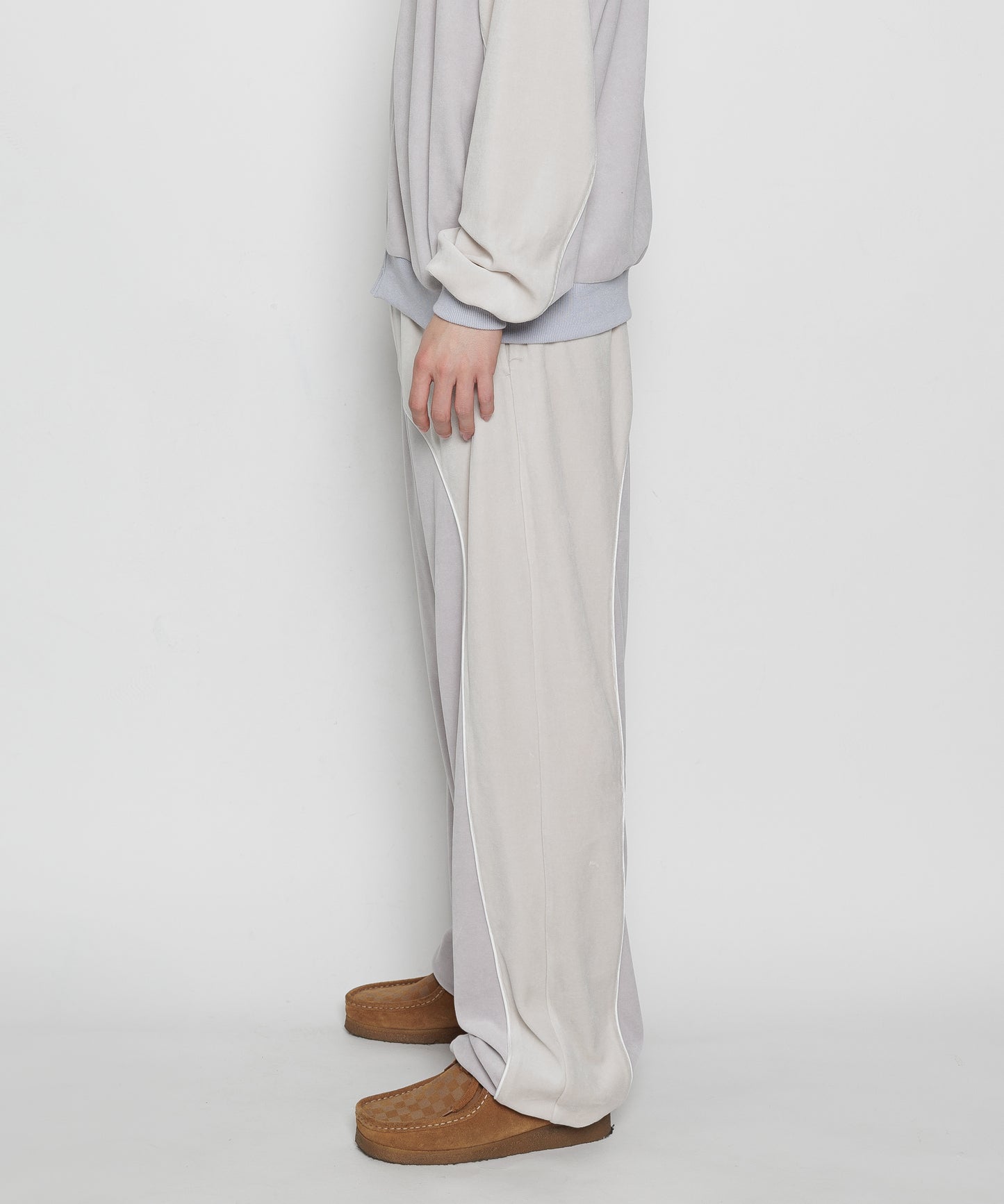 TRACK PANTS