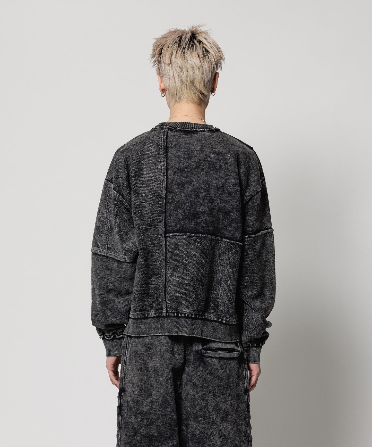 INSIDE OUT BORO SWEAT