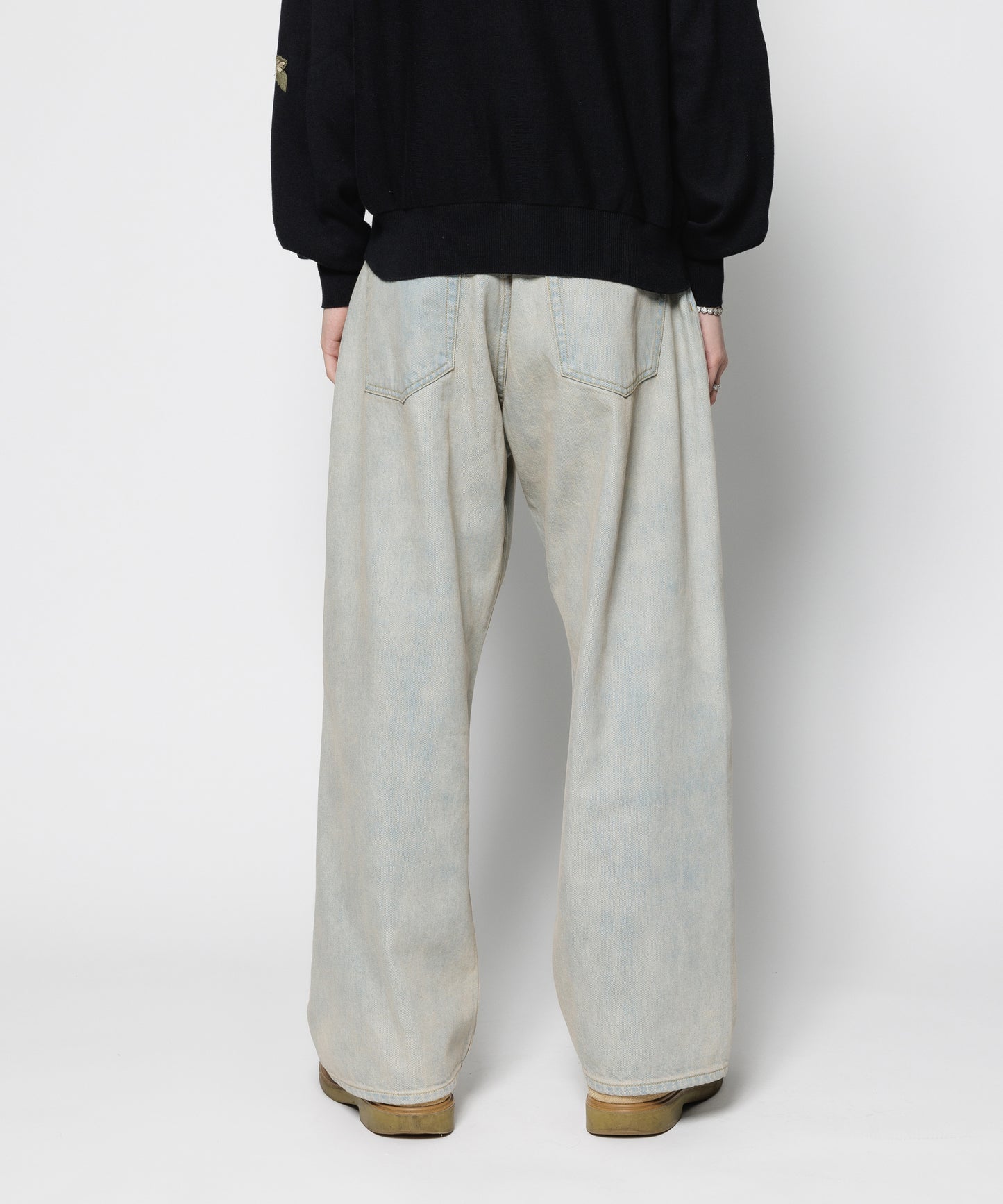 COLOR DENIM PANTS