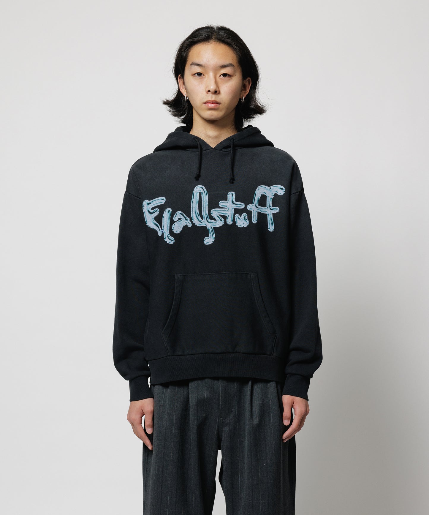 SMOOTH LOGO HOODIE