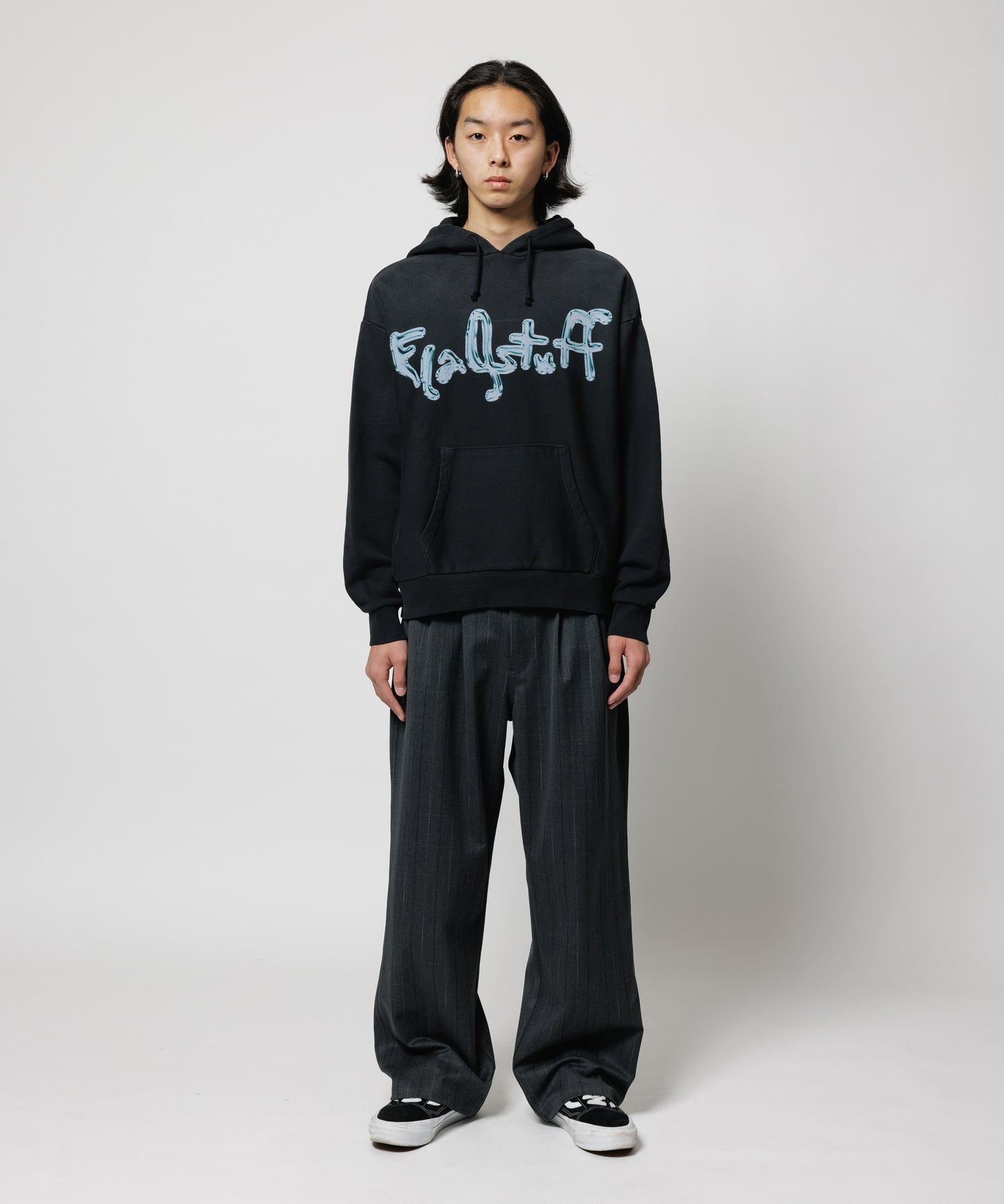 SMOOTH LOGO HOODIE