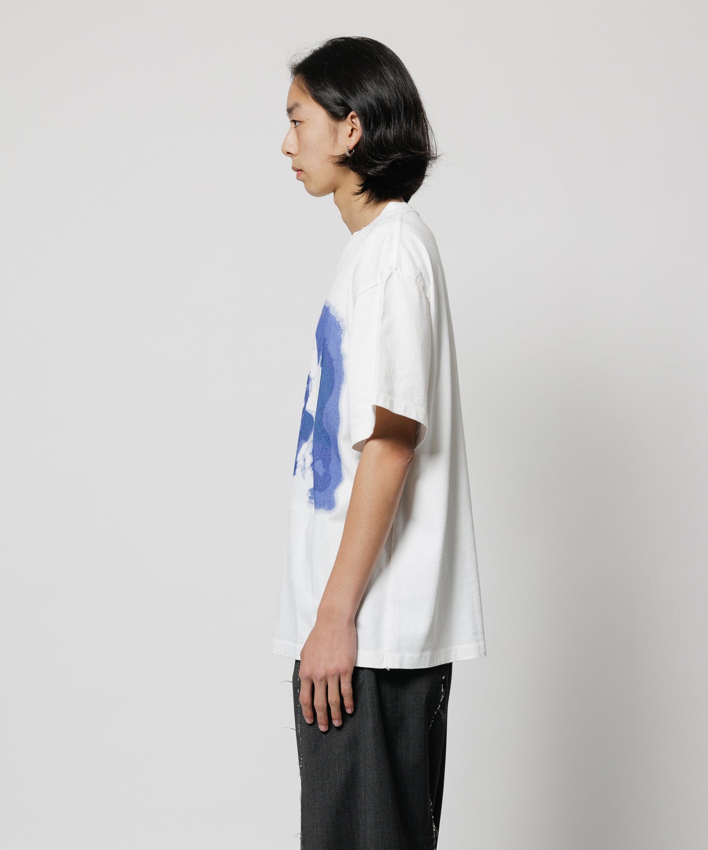 "SHOUT" TEE