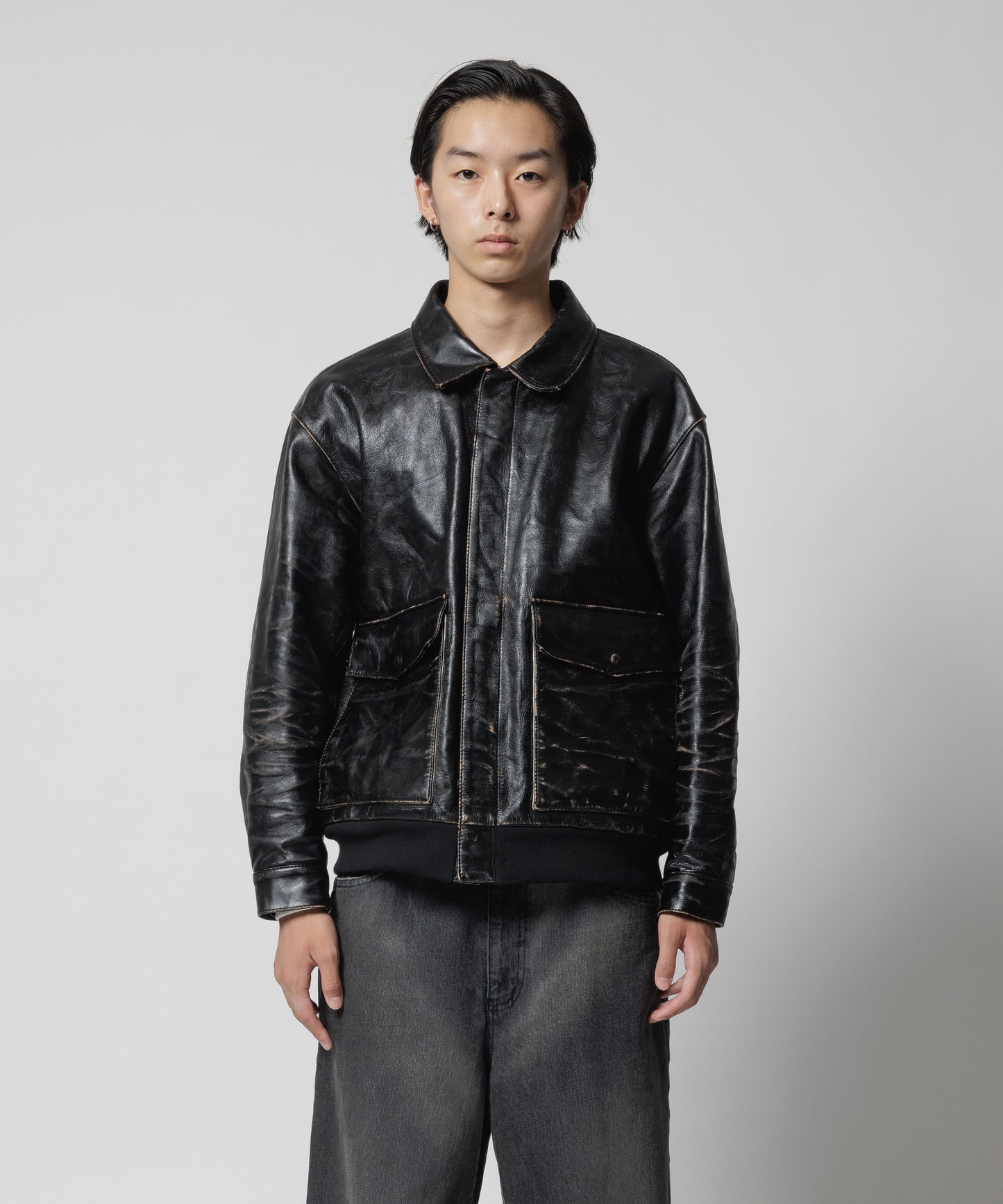 TYPE A-2 DISTRESSED LEATHER JACKET(xblackmeans)