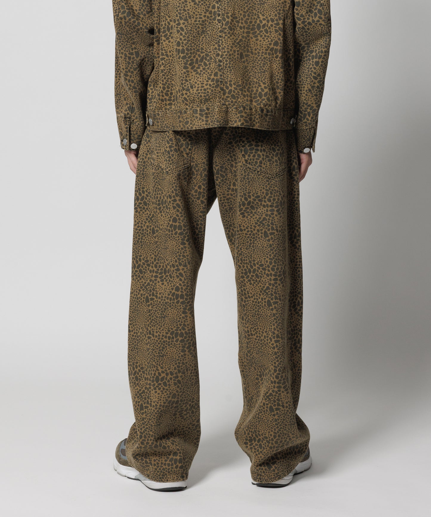 "CB REOPARD DENIM BAGGIE PANTS